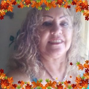 Meet your Posher, Lucy